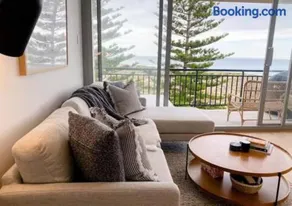HoneyB 2 bed Apt on the beach - Image 4