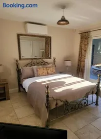 Beautiful garden room - Image 4