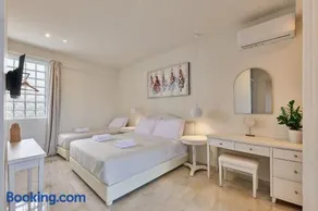 Superior family apartment w/pool dining area - Image 3