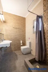 White House Apartment - Image 3