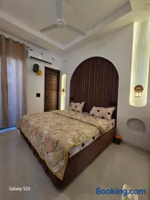 Eknav Villa - Image 1