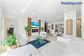 Baby Camellia Modern, Luxurious And Spacious House - Image 1
