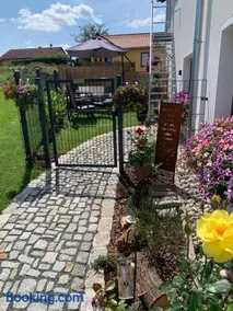 Gemütliche Ferienwohnung in idyllischer Lage-auf dem Land - Image 1