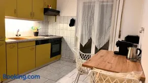Bel appartement lumineux Monthey Gare deux pièces & cuisine séparée - Image 5