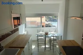 Collioure - Modern Beachside Apartment Joey - Image 4