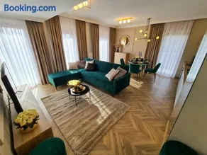 Apartamenty Hallera 4 - Image 1