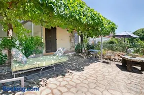 Gîte La Villa Vigneronne: Ferienhaus mit privatem Pool, WLAN und Klimaanlage - Image 1