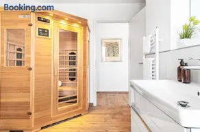 Admirals Cabin - Image 4