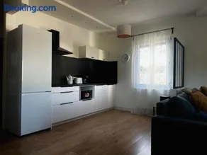 Villa Dagmar LUNEL Artistique - Image 4