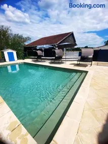 Maison de campagne Piscine, jacuzzi 2P Monflanquin - Image 1