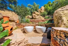 Private Romantic Escape, Hidden Gem w Hot Tub - Image 2