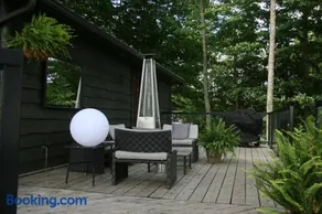 Lake Eugenia Escape - Cozy Lakefront with Hot Tub - Image 3