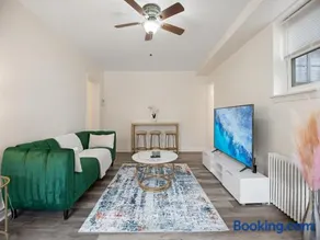 Cozy Charming Unit In Takoma Park - Image 4