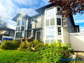 Lovely comfy home private bath in central Calgary - Image 3