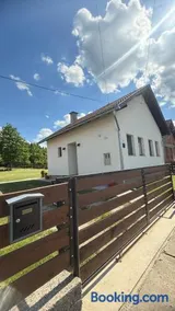 Holiday Home Little House on Papuk - Image 1