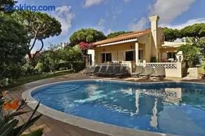 Villa Quadradinhos 21Q 4 Bedrooms Private Pool Vale Do Lobo - Image 1