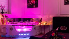 Vistula Boulevards Jacuzzi Apartment - Image 1