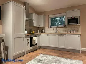 Tulip Cottage - Image 5