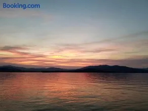 Luxury Glamping Retreat with Panoramic Views and Privacy in Sandpoint, Idaho - Image 5
