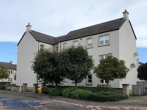 Renfrew Home from Home - Image 3
