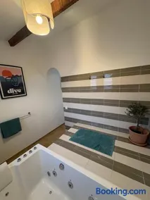 Causette room, Escapade balnéo en Provence, proche mer - Image 4