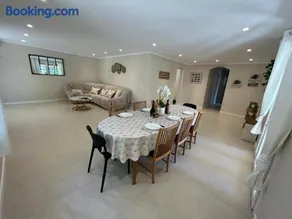 Villa climatisée, Piscine, Spa, jardin 4500 m2 dans la foret - Image 2