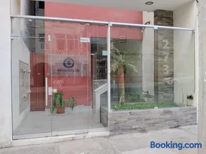 Lima Apartment Vacation - Image 1