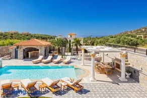 Atlantis Luxe Villa - Image 1