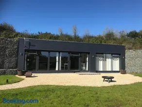The Mole Hill - Image 2