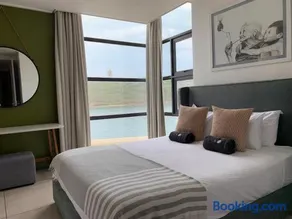 408 Point Bay - Image 3