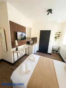 Lovely Studios near Central London - Image 1