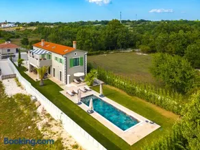 Villa Linnelle seaview- Rovinj, heated pool - Image 4