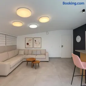 Loft 44 - Image 2