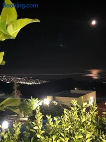 V&V Boutique Villa - Image 2
