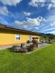 Ferienhaus mit Terrasse und viel Ruhe - Image 2