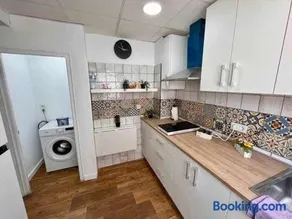 Novelda Centro Habitaciones con baño privado y compartido , cocina y terraza - Image 2