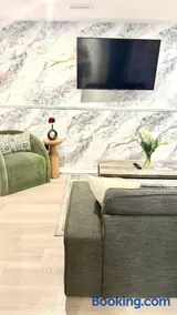 Your Cozy Home Away from Home - Image 1