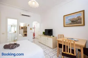 Central Studio Capri - Image 2