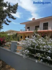 Sounio , Garden house - Image 1
