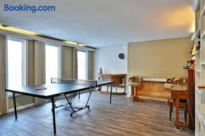 Rustic 3 bedroom home Moose Lodge - Image 2