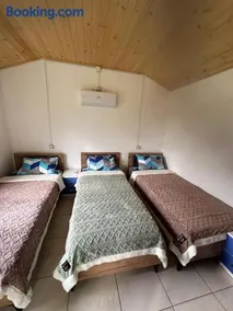 Bujtina Spata guest house sleep quiet - Image 1