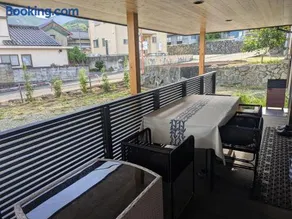Private house with a view of Mt Fuji - Image 4