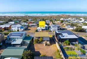 Serenity Sands - 34 Neighbour Ave, Goolwa Beach - Image 1