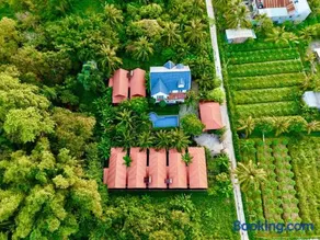 AnAn Boutique Bungalows with Private Kitchen - Image 3