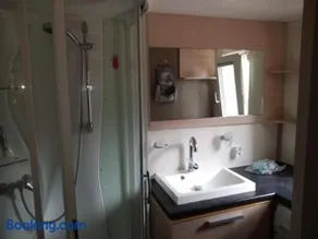 Bungalow charmant à Saint-Honoré-les-Bains 40 m² avec terrasse - Image 3