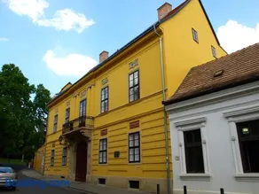 Ciszterci Szállás Pécs - Image 4