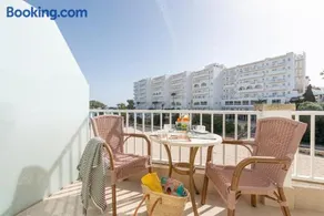 Apartamentos Playa Marina - Image 1