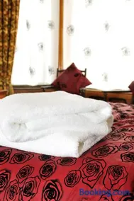 Balmoral Guest House - Image 5