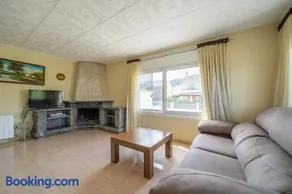 HomeHolidaysRentals Dona - Costa Barcelona - Image 3