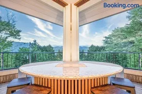 Open-air bath & Private hot-spring Villa in Hakone - Image 1